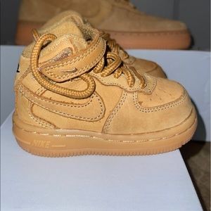 Kids wheat air forces